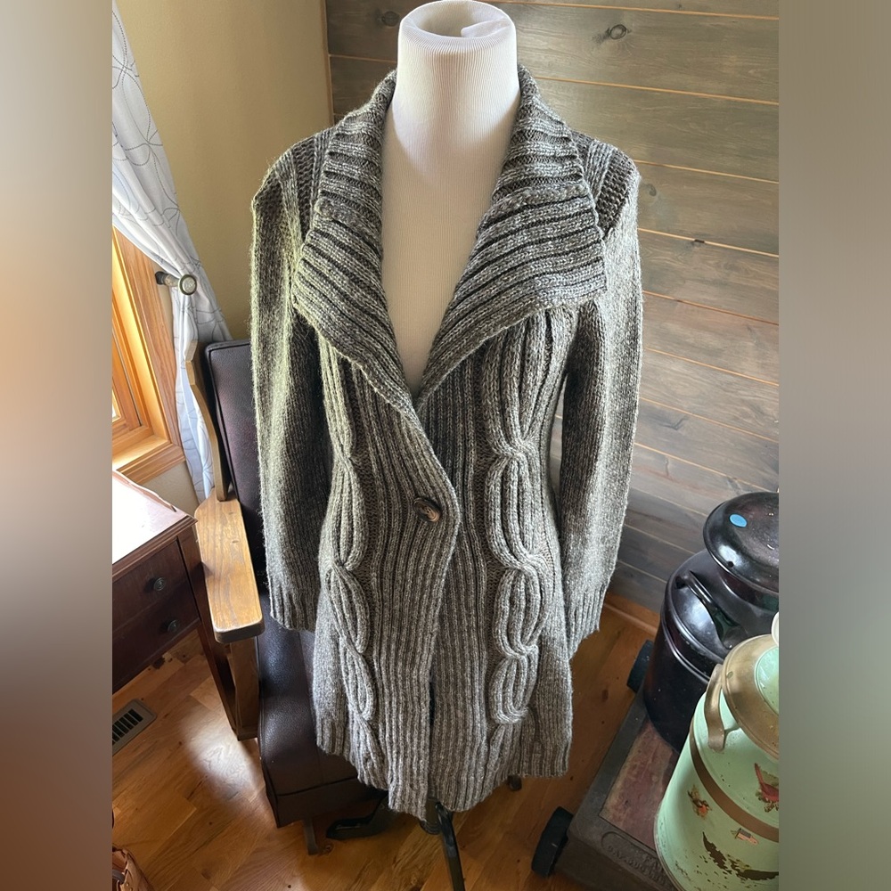 NWOT Aryeh cable knit cardigan, size Large